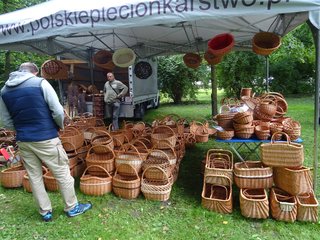 ”Jesień w polu i ogrodzie – Kościerzyński Dzień Ziemniaka” - dopisali zarówno wystawcy jak i kupujący